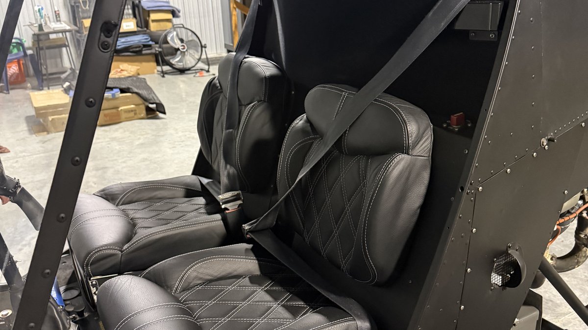 R22 Custom Interior