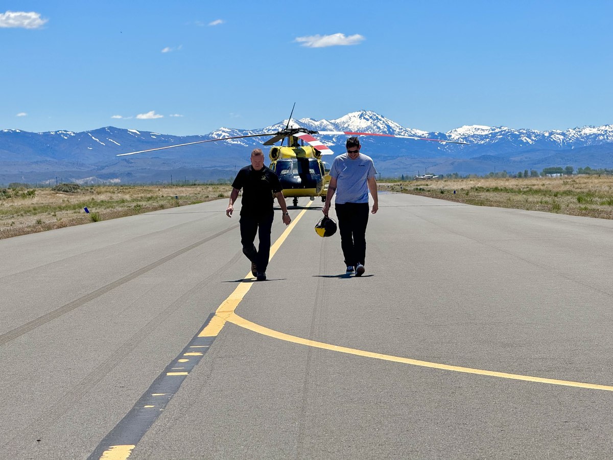 Expert Blackhawk Helicopter Training for Civilians
